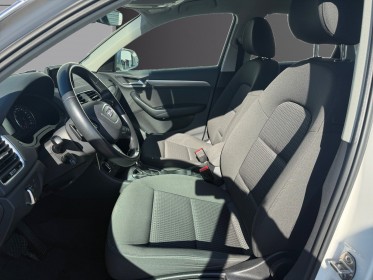 Audi q3 q3 2.0 tdi 120 ch s tronic 7 ambiente garantie 12 mois occasion simplicicar saint-omer simplicicar simplicibike france