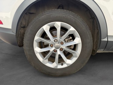 Audi q3 q3 2.0 tdi 120 ch s tronic 7 ambiente garantie 12 mois occasion simplicicar saint-omer simplicicar simplicibike france
