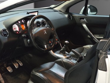 Peugeot 308 cc 2.0 hdi 163ch fap white  black edition garantie 12 mois occasion simplicicar meximieux simplicicar...