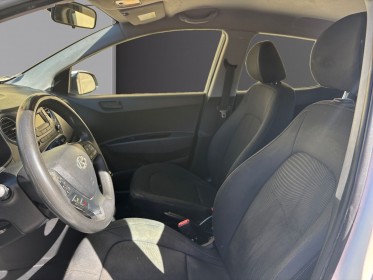 Hyundai i10 1.2 87 cv bvm5 intuitive 5 portes/garantie 12 mois occasion  simplicicar nice - pfvauto simplicicar simplicibike...