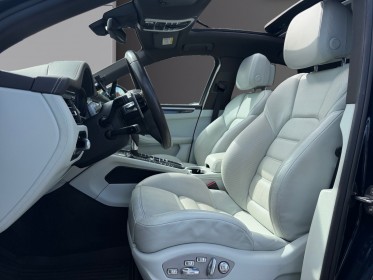 Porsche macan 2.0 245 ch pdk sieges ventiles toit ovrant attelage electrique francais carnet porsche garantie 12 mois...