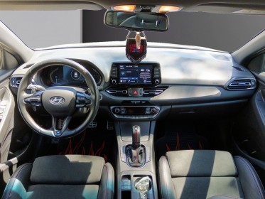 Hyundai i30 1.6 crdi 136ch - automatique dct-7 - toit ouvrant pano - caméra recul occasion réunion ville st pierre...