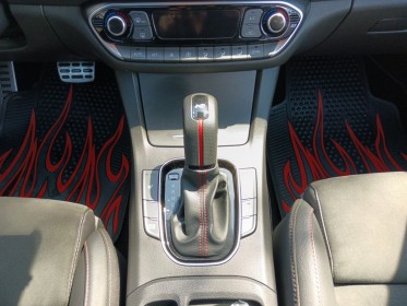 Hyundai i30 1.6 crdi 136ch - automatique dct-7 - toit ouvrant pano - caméra recul occasion réunion ville st pierre...