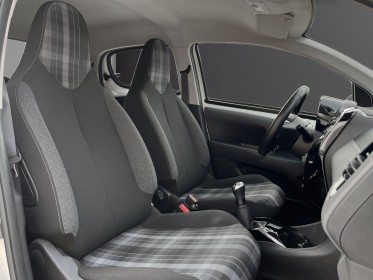 Peugeot 108 style ethanol 1.0 vti 2eme main carplay limitateur climatisation garantie 12 mois occasion simplicicar poitiers...
