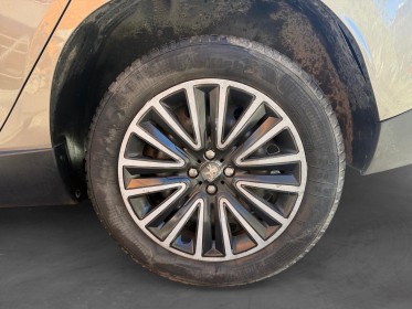 Peugeot 2008 1.2 vti 82ch bvm5 allure entretien complet attelage garantie 12 mois occasion montreuil (porte de vincennes)(75)...