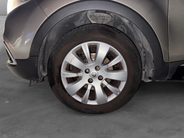 Renault captur tce 120 intens edc faible kilométrages garantie 12 mois occasion simplicicar toulon ouest simplicicar...