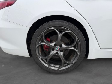 Alfa romeo giulia 2.0 tb 280 ch at8 q4 veloce - toit ouvrant - caméra - siège et volant chauffant - garantie 12 mois...