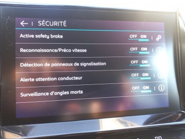 Citroen c5 aircross bluehdi 130 eat8 shine carplay cuir safety brake demarrage sans cle garantie 12 mois occasion montreuil...
