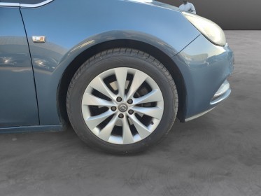 Opel cascada 1.4 turbo 140 ch start/stop cosmo radars stationnement garantie 12 mois occasion simplicicar lille  simplicicar...