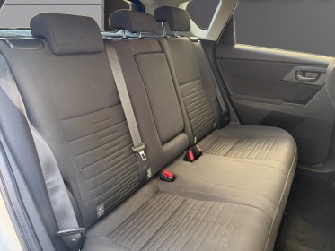 Toyota auris ii phase 2 hybride 136h ch dynamic hsd - caméra - garantie 12 mois occasion simplicicar nimes - rb auto...