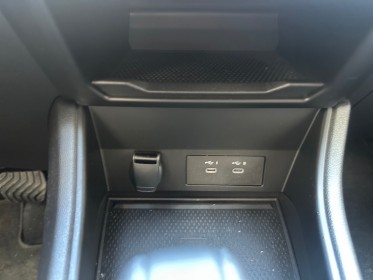 Renault captur mild hybrid 160 edc techno carplay caméra 360 grand écran full entretien renault garantie 12 mois occasion...