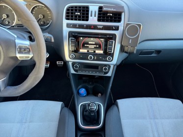 Volkswagen polo 2.0 tsi r wrc 200cv - n1901/2500 - suivi entretien full vw - garantie 12 mois occasion simplicicar toulon est...