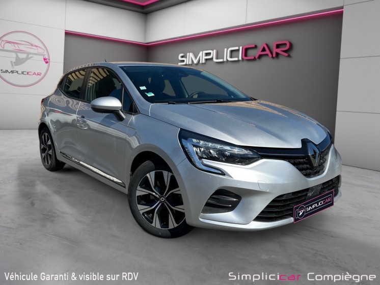 Renault clio v limited e-tech 140ch - premiere main - faible km - occasion simplicicar compiegne simplicicar simplicibike...