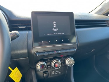 Renault clio v limited e-tech 140ch - premiere main - faible km - occasion simplicicar compiegne simplicicar simplicibike...