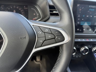 Renault clio v tce 90 - intens- carplay - radar  av ar - camera  - 1er main - entretien renault occasion simplicicar salon de...