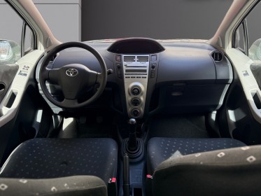 Toyota yaris ii 1.0 - 69 vvt-i création occasion paris 15ème (75) simplicicar simplicibike france