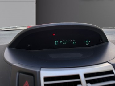 Toyota yaris ii 1.0 - 69 vvt-i création occasion paris 15ème (75) simplicicar simplicibike france