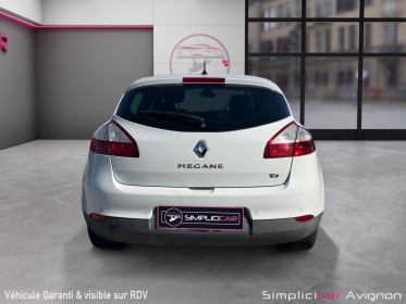 Renault megane iii berline tce 130 sl xv de france euro 5 premiere main occasion avignon (84) simplicicar simplicibike france