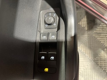 Volkswagen taigo 1.5 tsi 150ch dsg7 r-line suivi 100% volkswagen carplay sièges chauffants garantie 12 mois occasion...