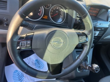 Opel zafira 110 ch / fap ecoflex enjoy 1.7 cdti  1er main occasion avignon (84) simplicicar simplicibike france