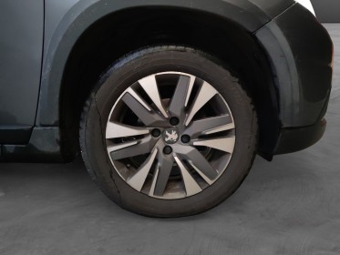 Peugeot 2008 1.6 bluehdi 100ch bvm5 allure entretien complet occasion simplicicar saint-jean simplicicar simplicibike france