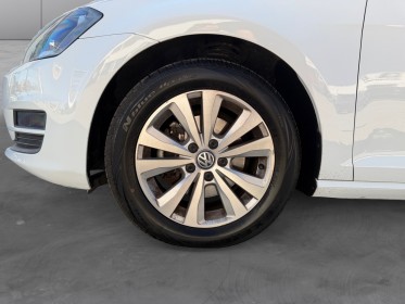 Volkswagen golf 1.2 tsi 105 bluemotion technology confortline garantie 12 mois occasion simplicicar frejus  simplicicar...