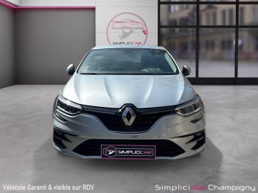 Renault megane iv berline e-tech plug-in hybrid 160 evolution - carplay sans fil - clim auto - feux led - virtual cockpit...