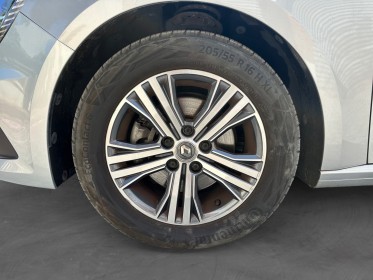 Renault megane iv berline e-tech plug-in hybrid 160 evolution - carplay sans fil - clim auto - feux led - virtual cockpit...