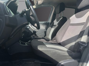 Dacia duster 1.5 dci 110 4x4 - distribution à jour - vidéo disponible occasion simplicicar lagny  simplicicar simplicibike...