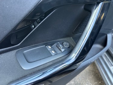 Peugeot 208 82ch style - régulateur - radars ar - clim - garantie 12 mois occasion simplicicar nimes - rb auto simplicicar...