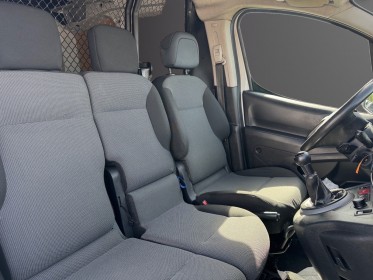 Citroen berlingo fourgon 20 l1 bluehdi 100 radars de recul giraphon garantie 12 mois occasion simplicicar labarthe...