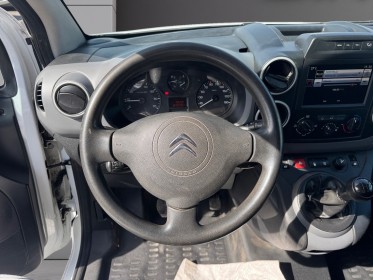 Citroen berlingo fourgon 20 l1 bluehdi 100 radars de recul giraphon garantie 12 mois occasion simplicicar labarthe...