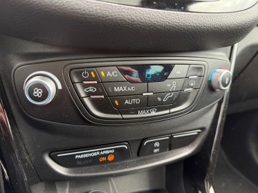 Ford b max 1.0 ecoboost 125 - garantie 12mois - toit panoramique - climatisation auto - radar ar occasion champigny-sur-marne...