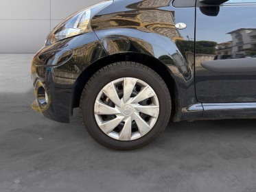 Toyota aygo mc2 2014 1.0 vvt-i dynamic multimode occasion  simplicicar nice - pfvauto simplicicar simplicibike france