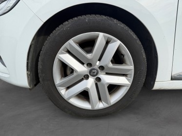 Renault clio v e-tech 140 - 21 business - garantie 12mois - carplay - camera de recul - climatisation occasion...