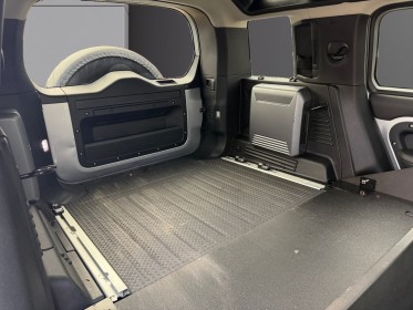 Land rover defender 110 d240 bva8 s tva révcupérable moteur neuf occasion simplicicar toulouse nord simplicicar...