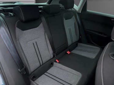 Seat ateca 2.0 tdi 150 dsg7 style toit ouvrant carplay hayon électrique garantie 12 mois occasion barberey simplicicar...
