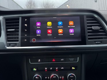 Seat ateca 2.0 tdi 150 dsg7 style toit ouvrant carplay hayon électrique garantie 12 mois occasion barberey simplicicar...