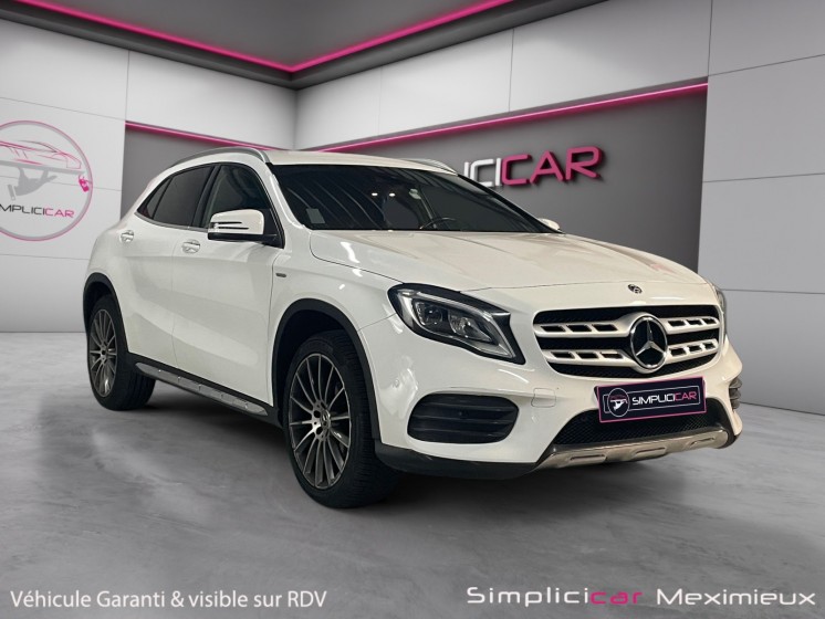 Mercedes gla 200 d 7-g dct starlight edition garantie 12 mois occasion simplicicar meximieux simplicicar simplicibike france