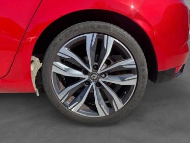 Renault megane iv berline blue dci 115 intens  faible km  parfait état  entretien renault  garantie 12 mois occasion...