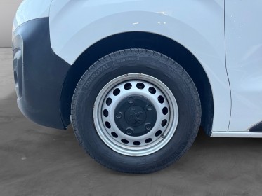 Peugeot expert fourgon gn tole standard 2.0  bluehdi 120 ss bvm6 pack premium garantie 12 mois comme neuf entretiens à jour...