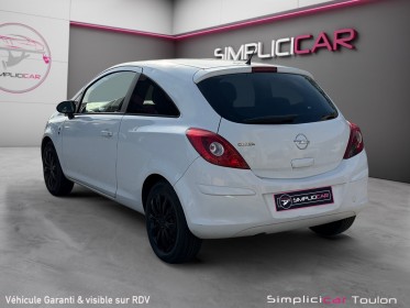 Opel corsa 1.0i 65cv  111th anniversaire - chaine de distri - suivi entretien - garantie 12 mois occasion simplicicar toulon...