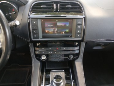 Jaguar f-pace 2.0 d - 180 ch  2wd bva8 r-sport garantie 12 occasion simplicicar la ciotat simplicicar simplicibike france