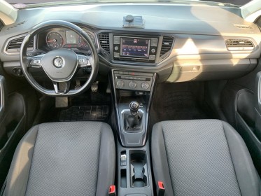 Volkswagen t-roc 1.0 tsi 115 start/stop bvm6 t-roc / attelage / distribution ok / garantie 12 mois occasion simplicicar...