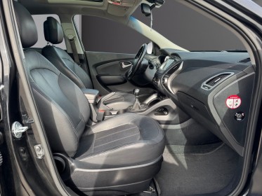 Hyundai ix35 2.0 crdi 136 4wd pack premium limited sièges av/ar chauffants caméra de recul garantie 12mois occasion...