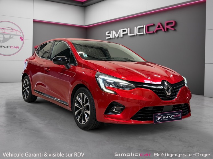 Renault clio v tce 100 intens carplay grand ecran garantie 12 mois. occasion simplicicar bretigny-sur-orge simplicicar...