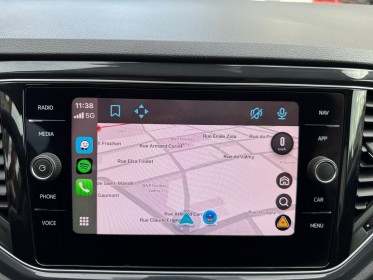 Volkswagen t-roc 1.5 tsi 150 evo start/stop dsg7 carat exclusive 1ère main suivi d'entretiens complet garantie 12 mois...