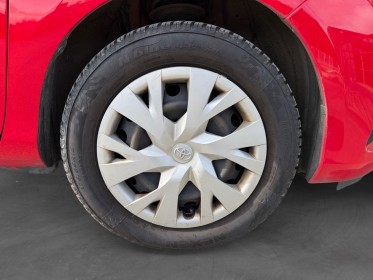 Toyota yaris ultimate 70 vvt-i ultimate - camera de recul - gps - 1ere main occasion simplicicar rennes simplicicar...