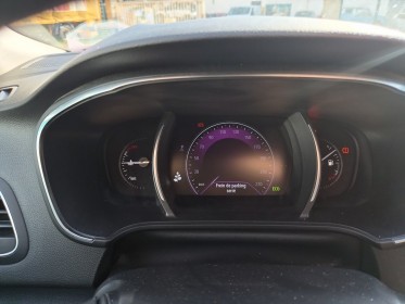 Renault megane iv berline tce 130 energy limited camera de recul carplay garantie 12 mois occasion simplicicar frejus ...