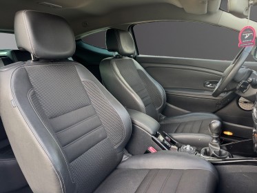 Renault megane iii coupe dci 110 energy eco2 bose caméra de recul distribution à jour clim garantie 12 mois occasion...